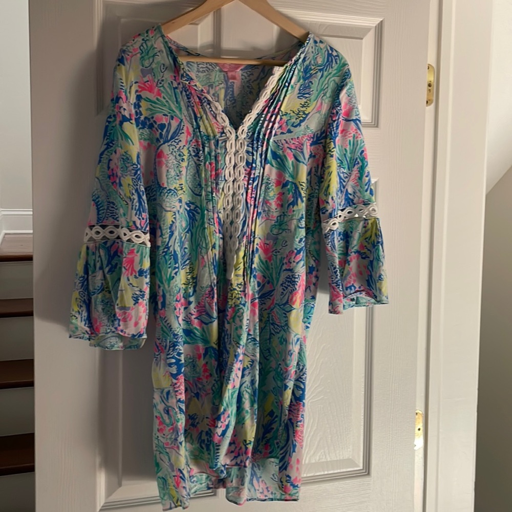 Lilly Pulitzer dress. Light weight.